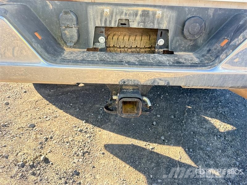 Chevrolet Silverado 2500 HD HD 4x4 Crew Cab Pickup Autre fourgon / utilitaire
