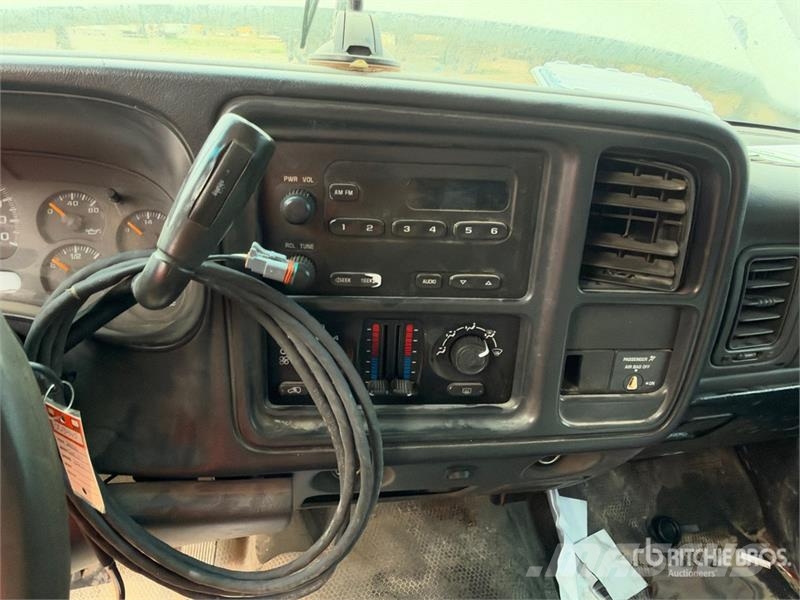 Chevrolet Silverado 3500 Custom 4x2 Utility Truck (Inoperabl Lava-autot