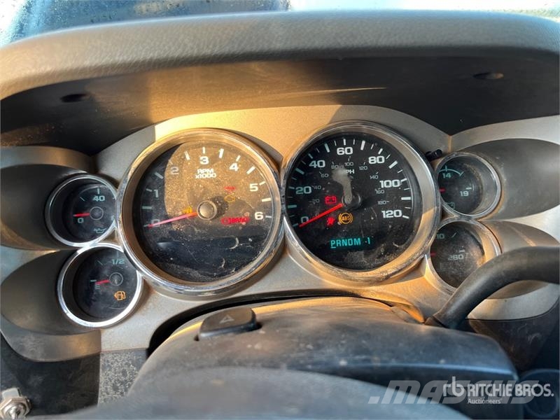 Chevrolet Silverado 3500HD Prekucniki