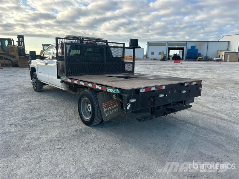 Chevrolet Silverado 3500HD Lastbil med lad/Flatbed