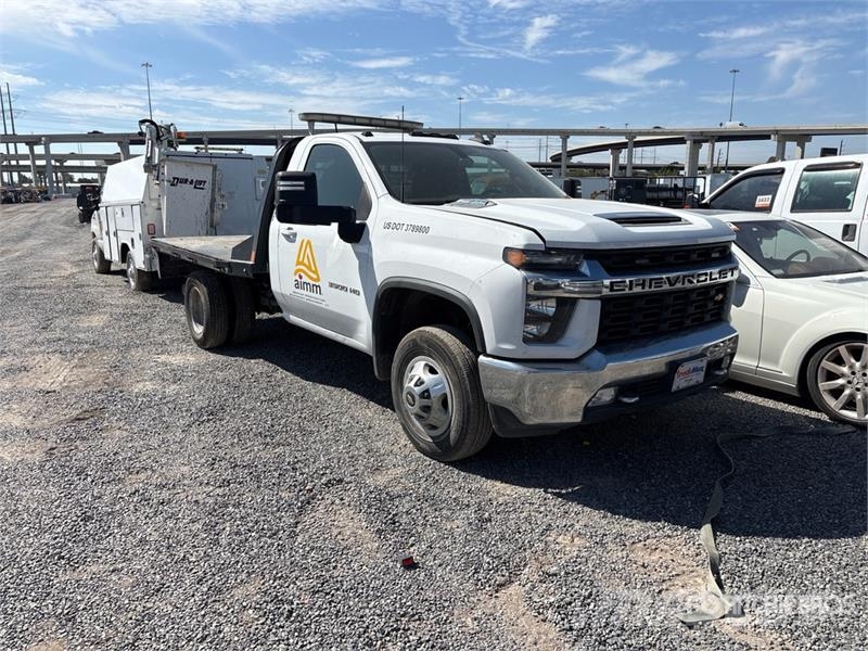 Chevrolet Silverado 3500HD Flatbed kamyonlar