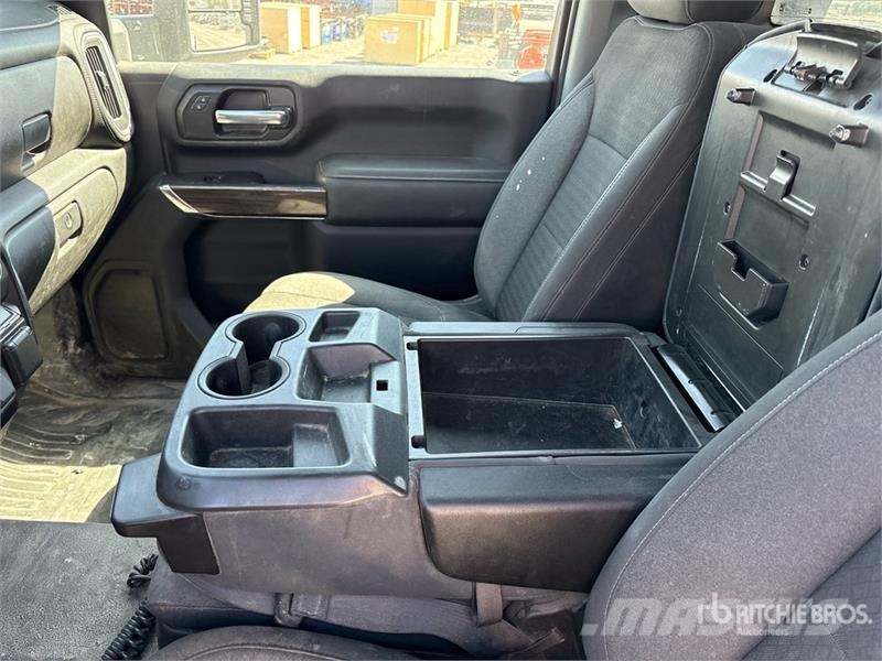 Chevrolet Silverado 3500HD Flatbed kamyonlar