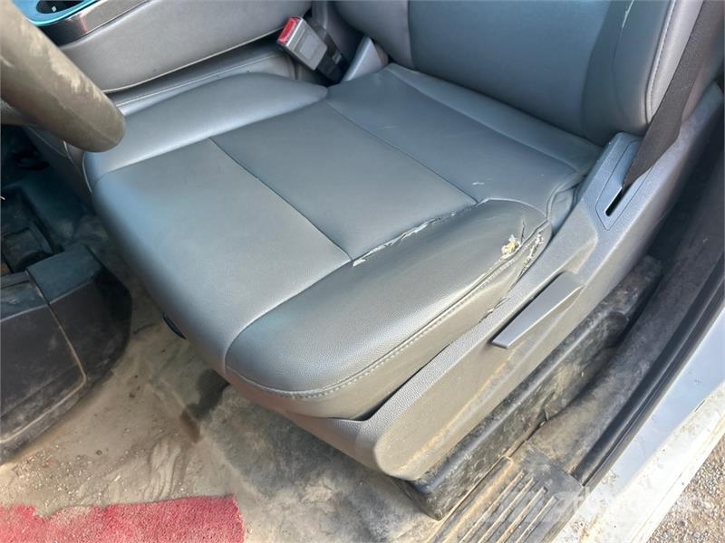 Chevrolet Silverado 3500HD Lastbil med lad/Flatbed