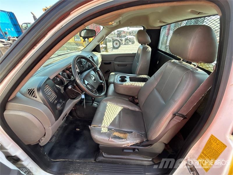 Chevrolet Silverado 3500HD Camion benne