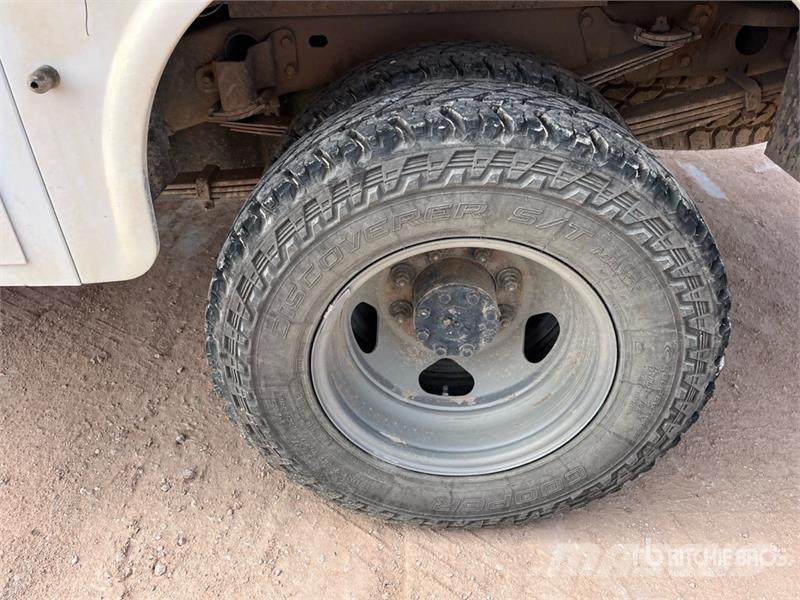 Chevrolet Silverado 3500HD 4x4 Extended Cab Service Truck Komunalna vozila za opštu namenu