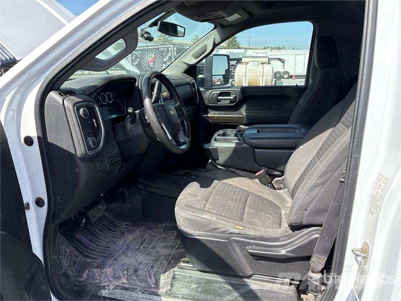Chevrolet Silverado 3500HD Flatbed kamyonlar