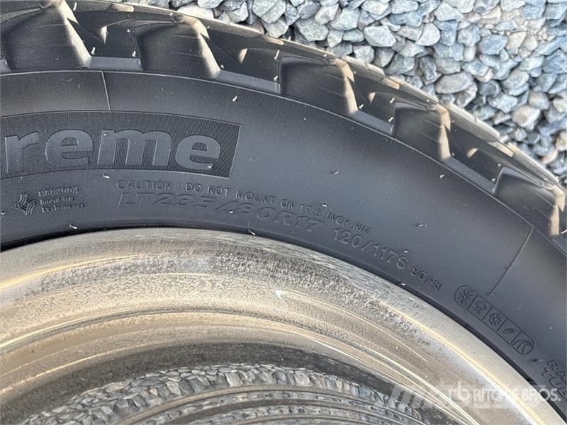 Chevrolet Silverado 3500HD Camion benne