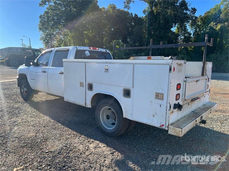 Chevrolet Silverado 3500HD Municipal / general purpose vehicles