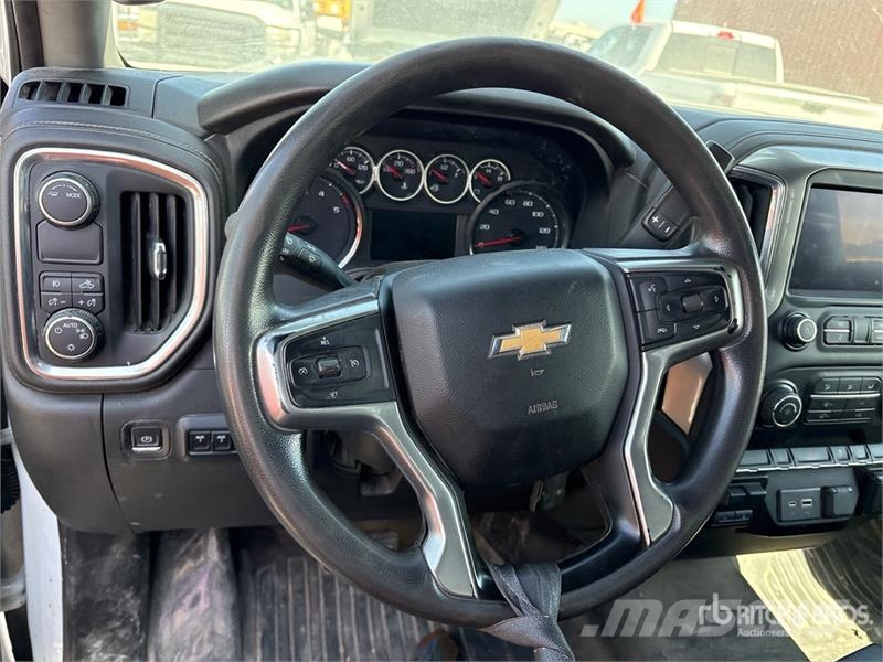 Chevrolet Silverado 3500HD Flatbed kamyonlar