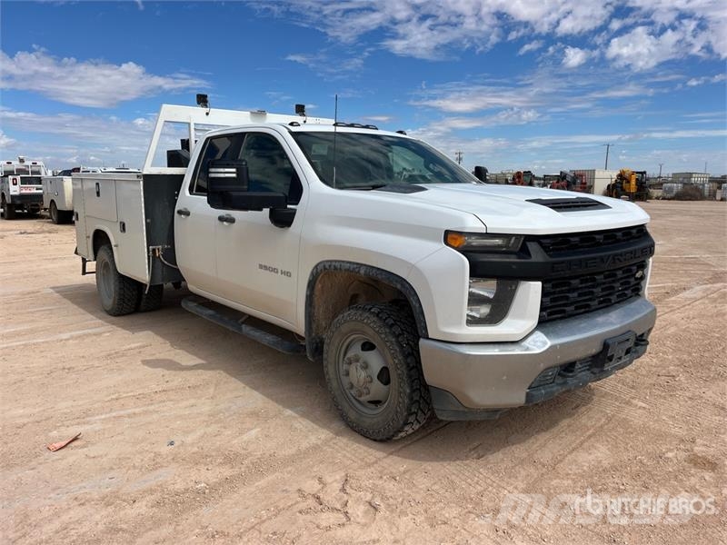 Chevrolet Silverado 3500HD 4x4 Extended Cab Service Truck Komunalna vozila za opštu namenu