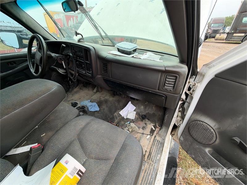 Chevrolet Silverado 3500 Custom 4x2 Utility Truck (Inoperabl Lava-autot