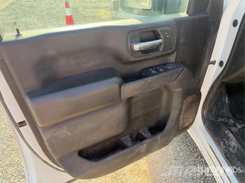 Chevrolet Silverado 3500HD 4x4 Crew Cab Utility Truck Pick up/Fiancata ribaltabile