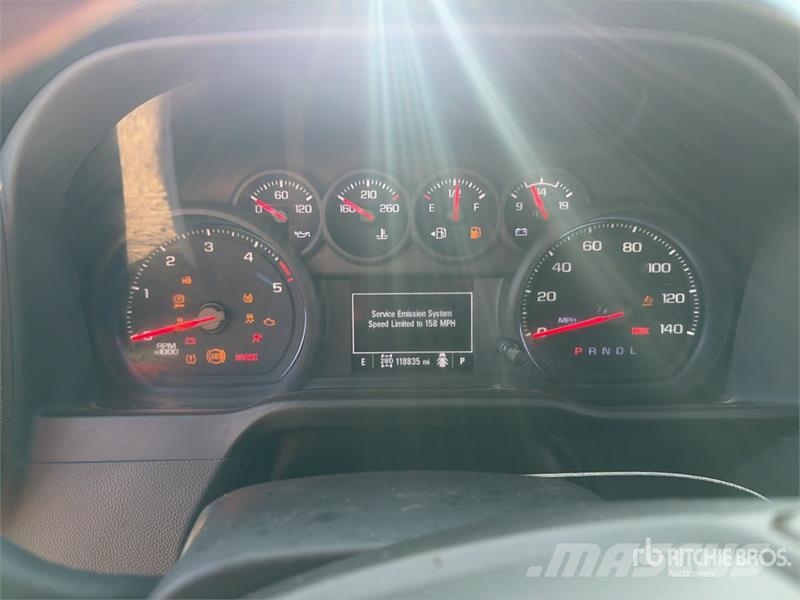 Chevrolet Silverado 3500HD 4x4 Crew Cab Utility Truck Pick up/Fiancata ribaltabile
