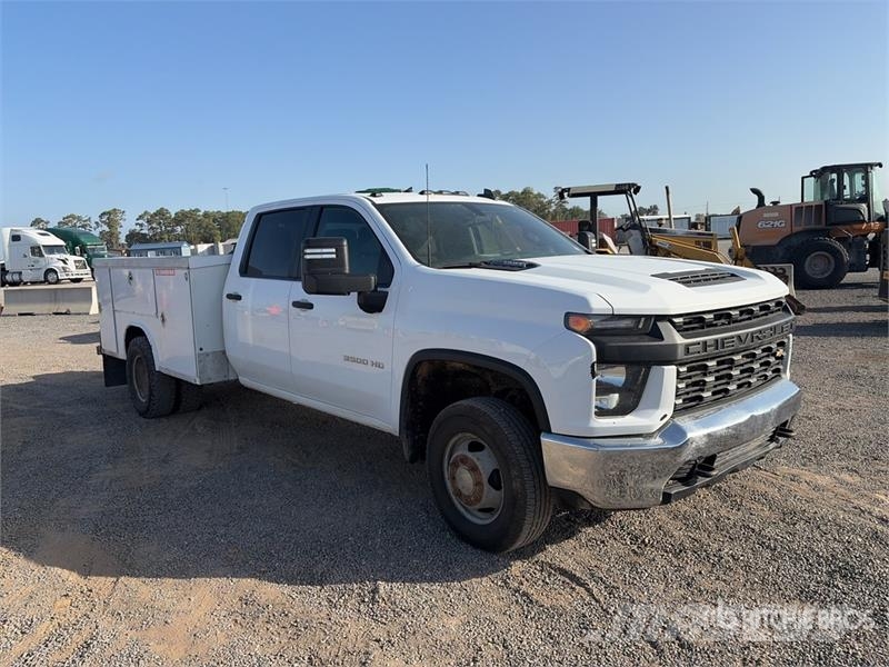 Chevrolet Silverado 3500HD 4x4 Crew Cab Utility Truck Pick up/Fiancata ribaltabile