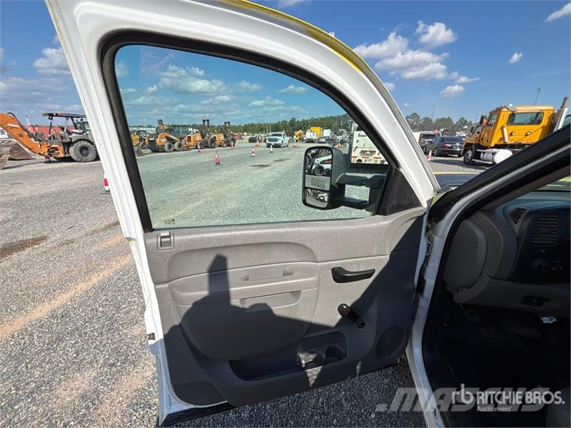 Chevrolet Silverado 3500HD Camion benne