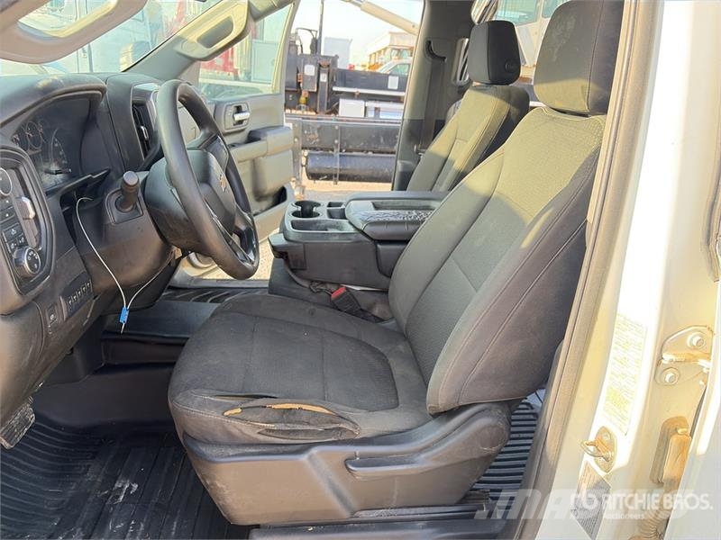 Chevrolet Silverado 3500HD 4x4 Crew Cab Utility Truck Pick up/Fiancata ribaltabile