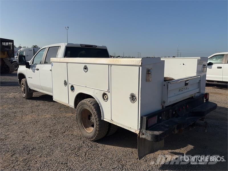 Chevrolet Silverado 3500HD 4x4 Crew Cab Utility Truck Pick up/Fiancata ribaltabile
