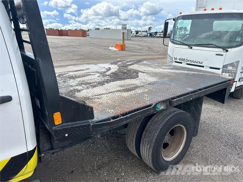 Chevrolet Silverado 3500HD Flatbed / Dropside trucks
