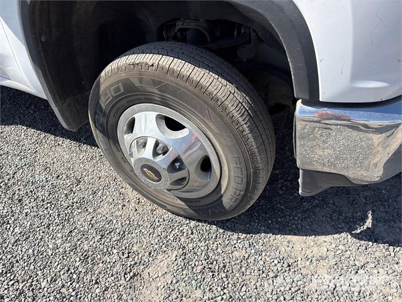 Chevrolet Silverado 3500HD Flatbed kamyonlar