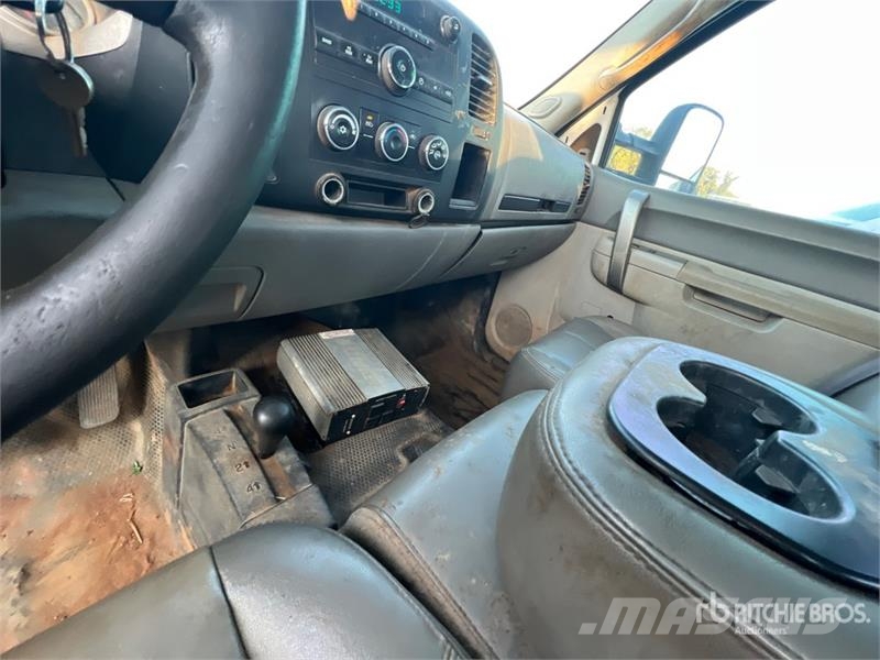 Chevrolet Silverado 3500HD Prekucniki