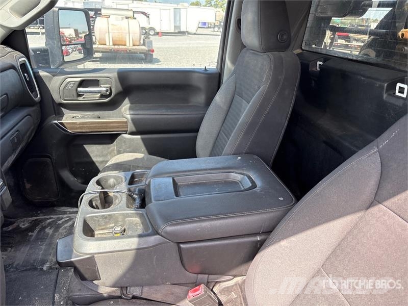 Chevrolet Silverado 3500HD Flatbed kamyonlar