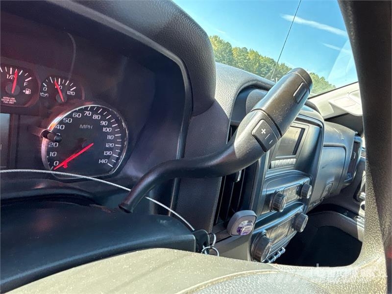Chevrolet Silverado 3500HD Tovornjaki s kesonom/platojem