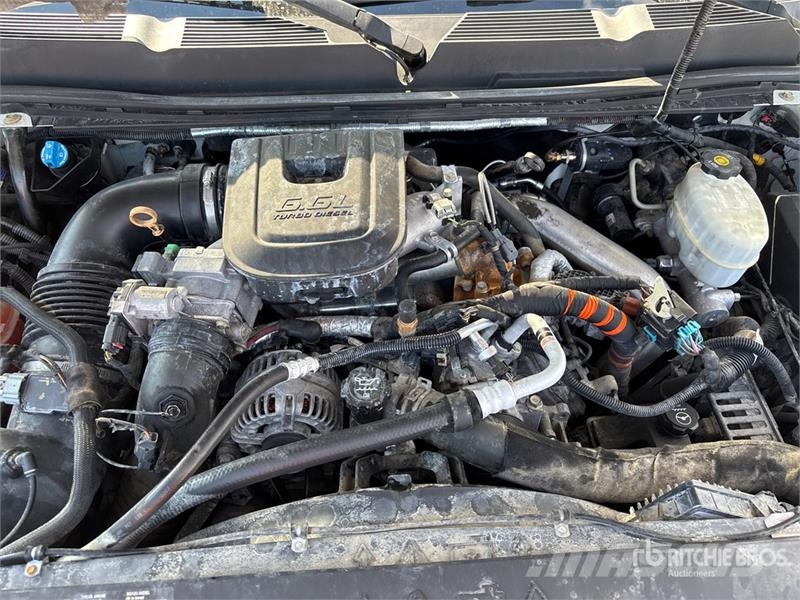 Chevrolet Silverado 3500HD Camion benne