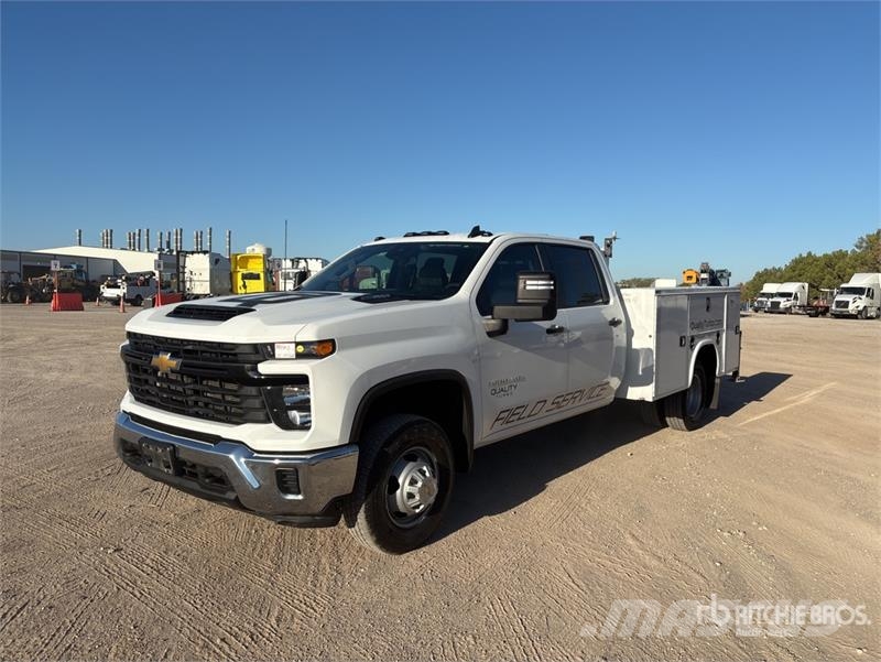 Chevrolet Silverado 3500HD 4x4 Crew Cab Service Truck Komunalna vozila