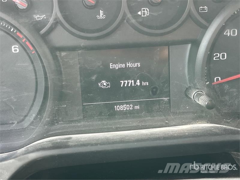 Chevrolet Silverado 3500HD 4x4 Extended Cab Service Truck Komunalna vozila za opštu namenu