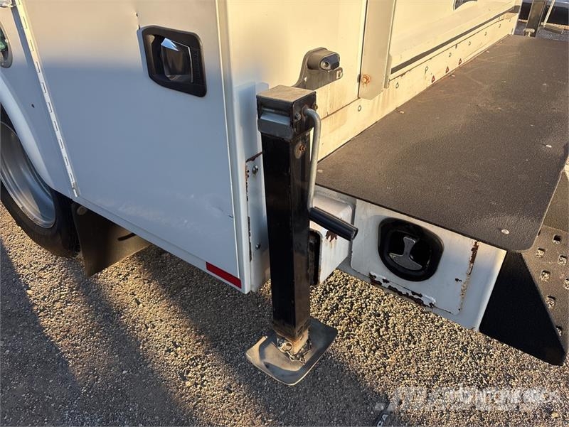 Chevrolet Silverado 3500HD 4x4 Crew Cab Service Truck Komunalna vozila