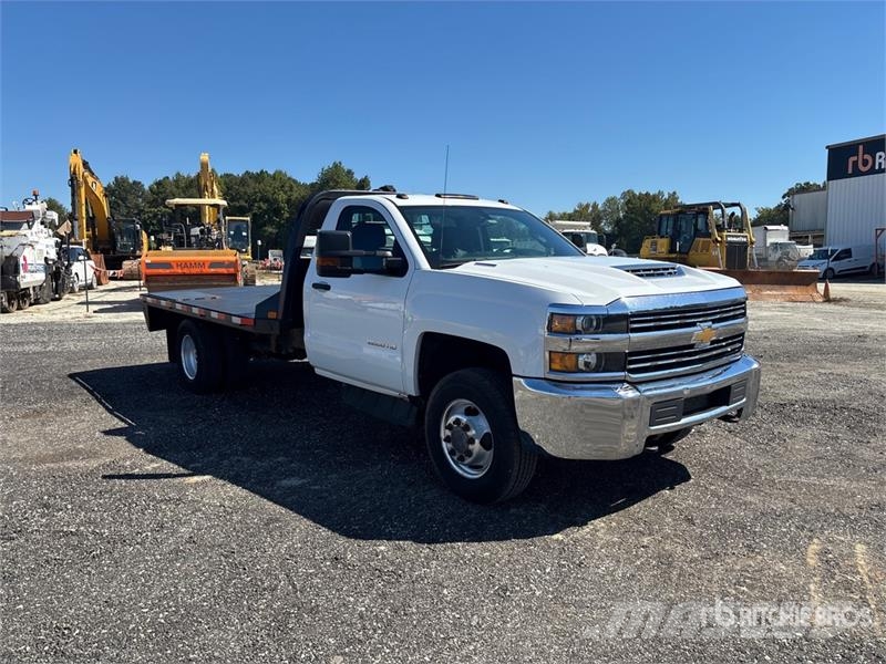 Chevrolet Silverado 3500HD Tovornjaki s kesonom/platojem