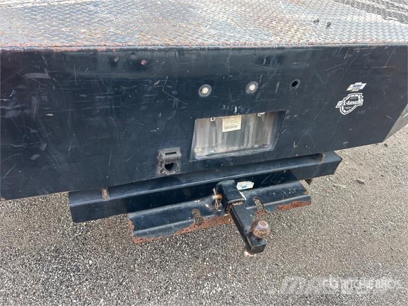 Chevrolet Silverado 3500HD Flatbed / Dropside trucks