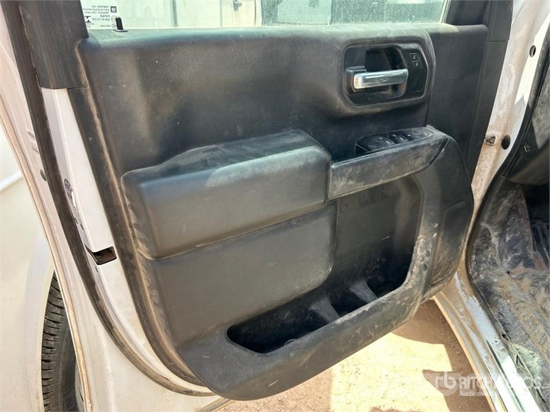 Chevrolet Silverado 3500HD 4x4 Crew Cab Service Truck Vehículos municipales multiusos