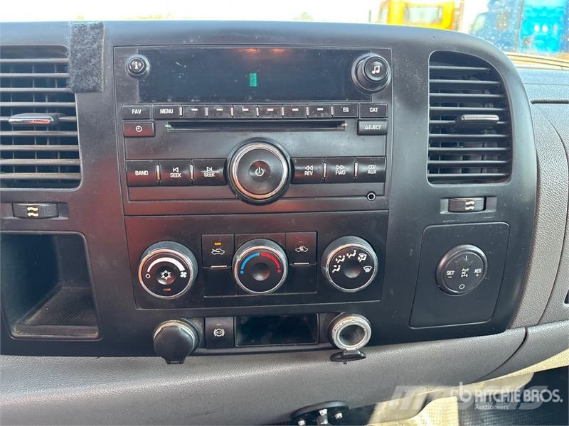 Chevrolet Silverado 3500HD Camion benne