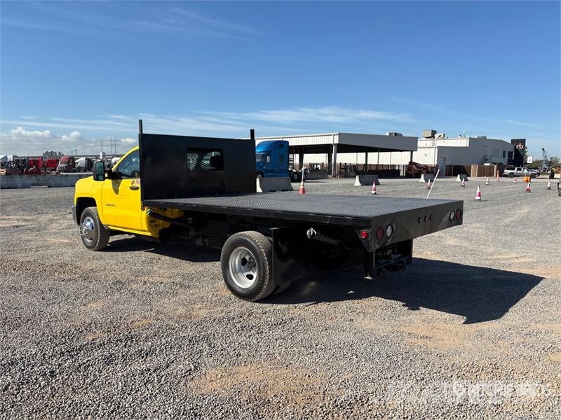 Chevrolet Silverado 3500HD Flatbed / Dropside trucks
