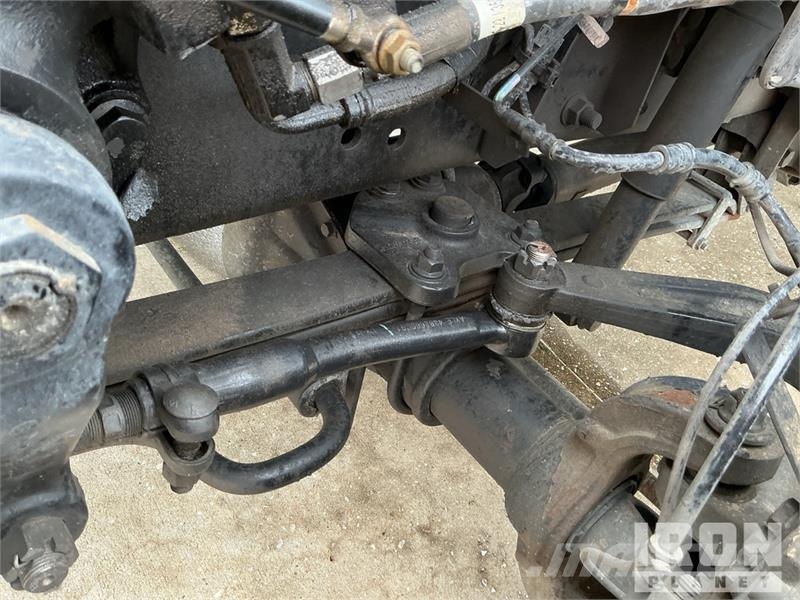 Chevrolet Silverado 5500HD 4x4 Crew Cab Service Truck Pilsētas atkritumvedēji