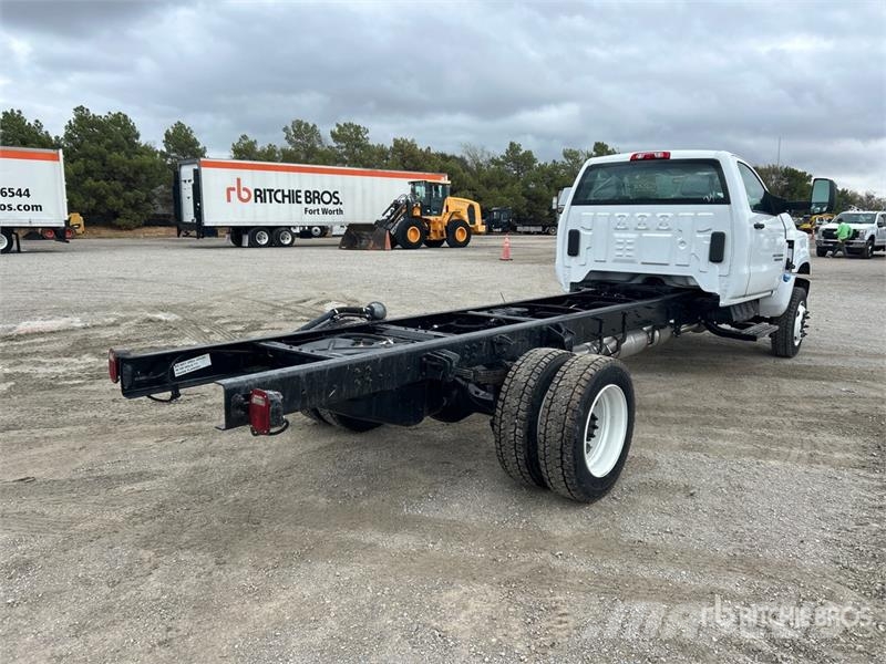 Chevrolet Silverado 5500HD 4x4 Cab and Chassis Kabine i unutrašnjost