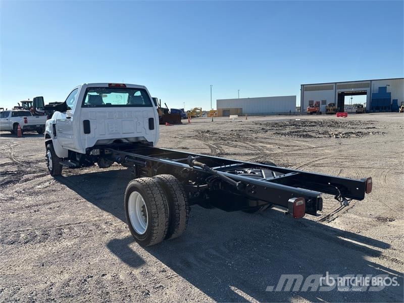 Chevrolet Silverado 5500HD Silverado 4x4 Cab and Chassis Hytter och interiör