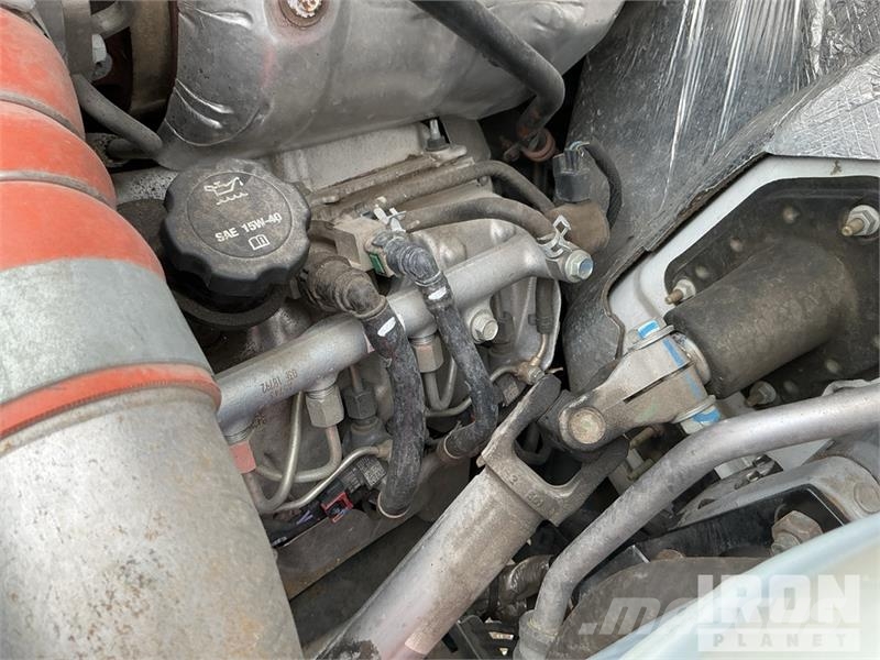 Chevrolet Silverado 5500HD 4x4 Crew Cab Service Truck Pilsētas atkritumvedēji