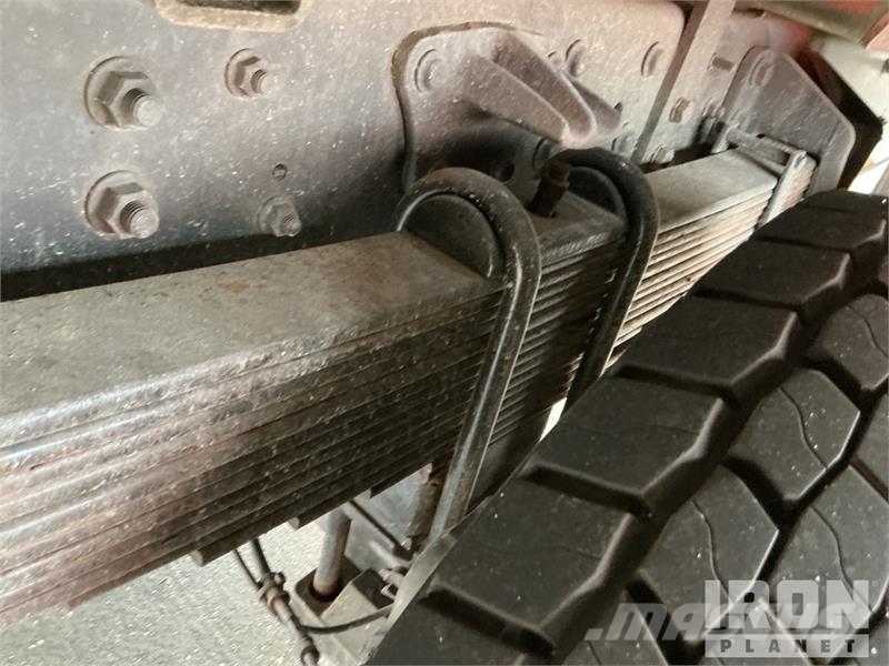 Chevrolet Silverado 5500HD 4x4 Crew Cab Service Truck Pilsētas atkritumvedēji