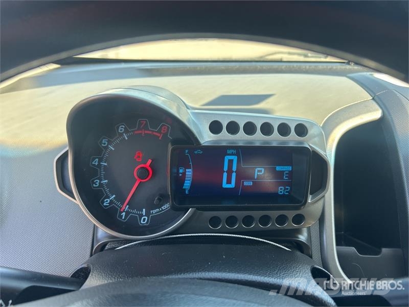 Chevrolet SONIC LT Automobile Otomobiller