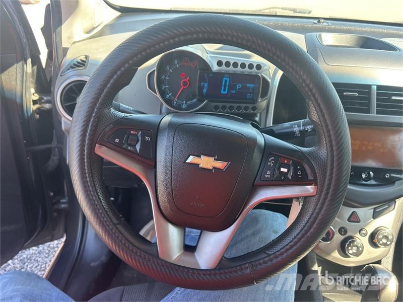 Chevrolet SONIC LT Automobile Otomobiller