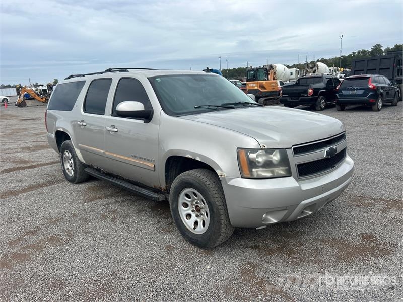 Chevrolet Suburban سيارات