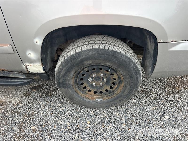 Chevrolet Suburban سيارات