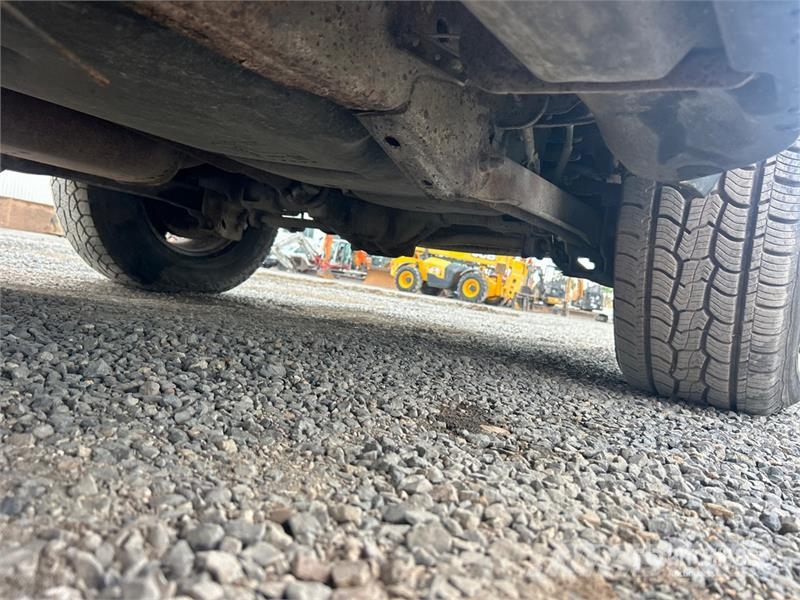 Chevrolet Suburban سيارات