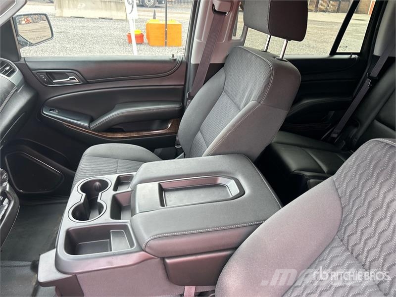 Chevrolet Tahoe 2WD SUV Otomobiller