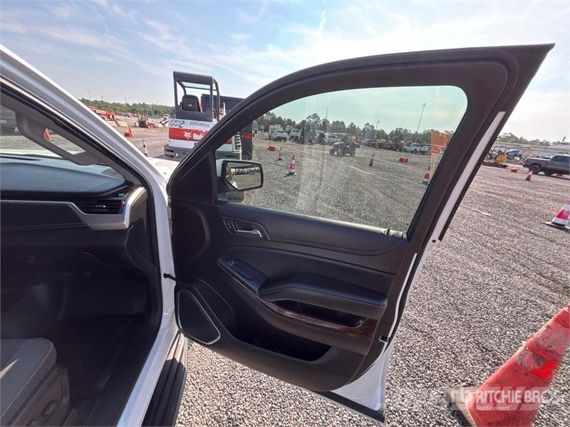 Chevrolet Tahoe 2WD SUV Personbiler