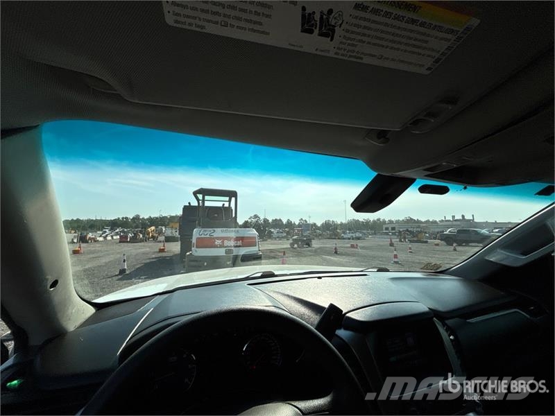 Chevrolet Tahoe 2WD SUV Personbiler