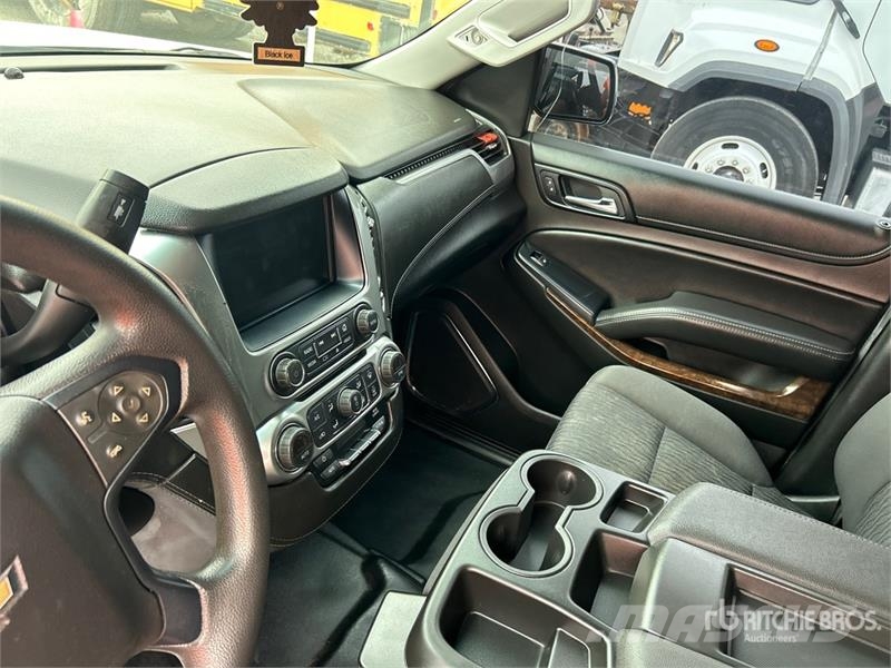 Chevrolet Tahoe 4WD SUV Automašīnas