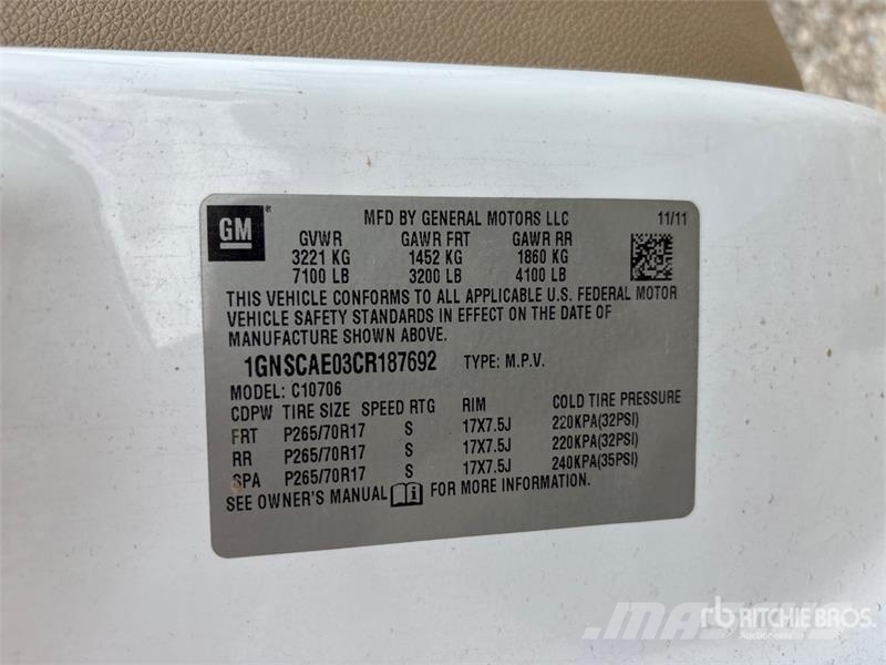 Chevrolet Tahoe LS 2WD SUV (Inoperable) 汽车